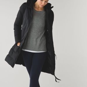 Lululemon Cold as Fluff Parka Jacket Size 4 Black